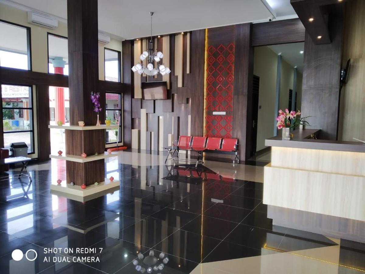 Hotel Pilar Mosa Muarawahau Екстер'єр фото